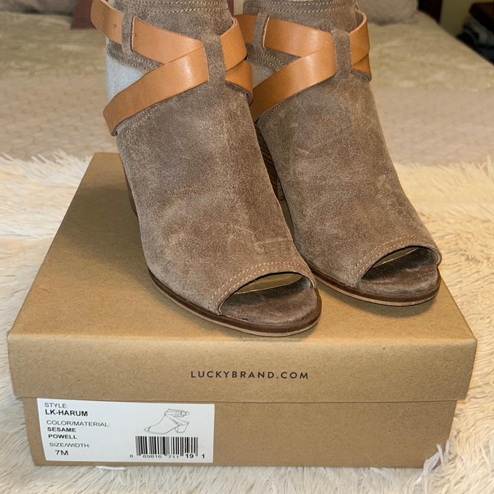 Lucky Brand Harum Heel